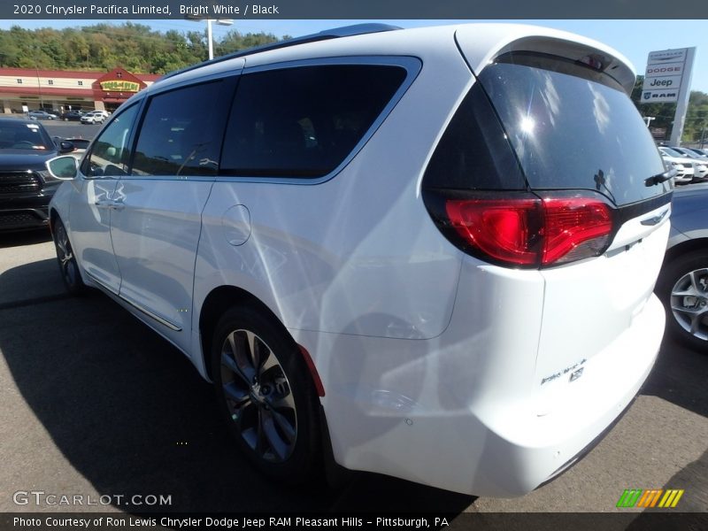 Bright White / Black 2020 Chrysler Pacifica Limited
