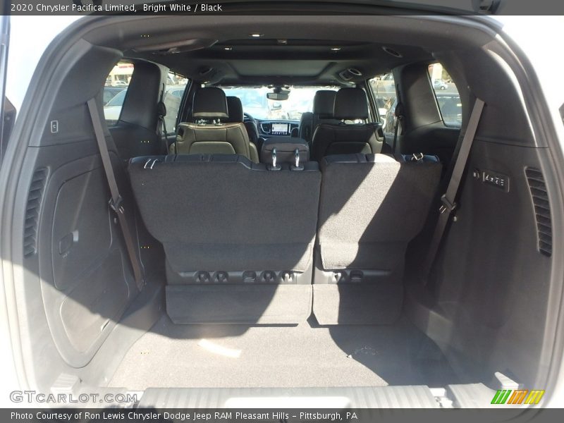 Bright White / Black 2020 Chrysler Pacifica Limited
