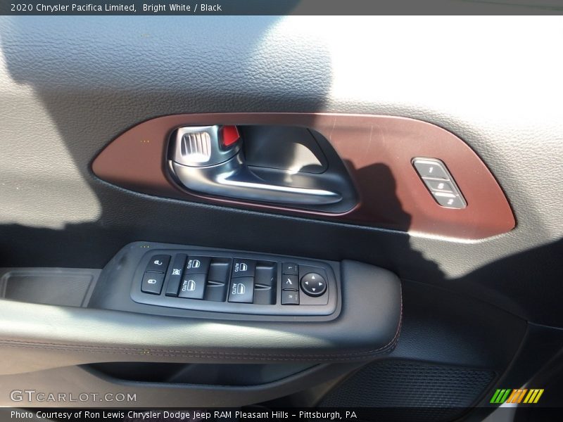 Bright White / Black 2020 Chrysler Pacifica Limited