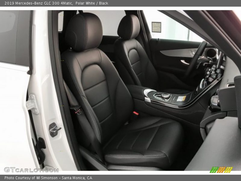 Polar White / Black 2019 Mercedes-Benz GLC 300 4Matic