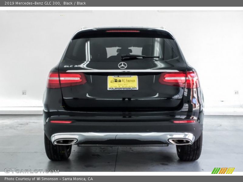 Black / Black 2019 Mercedes-Benz GLC 300