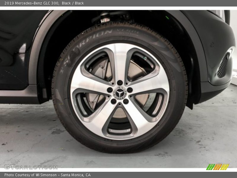 Black / Black 2019 Mercedes-Benz GLC 300