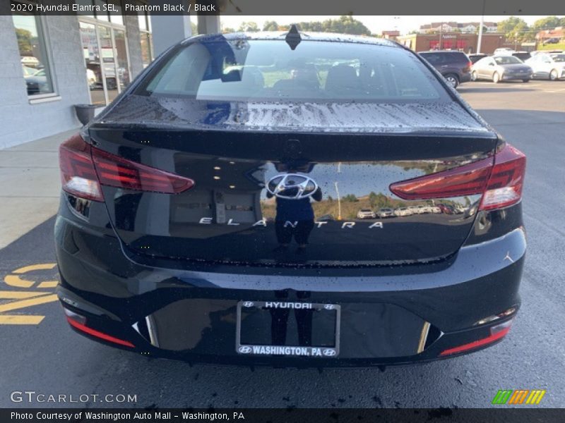 Phantom Black / Black 2020 Hyundai Elantra SEL