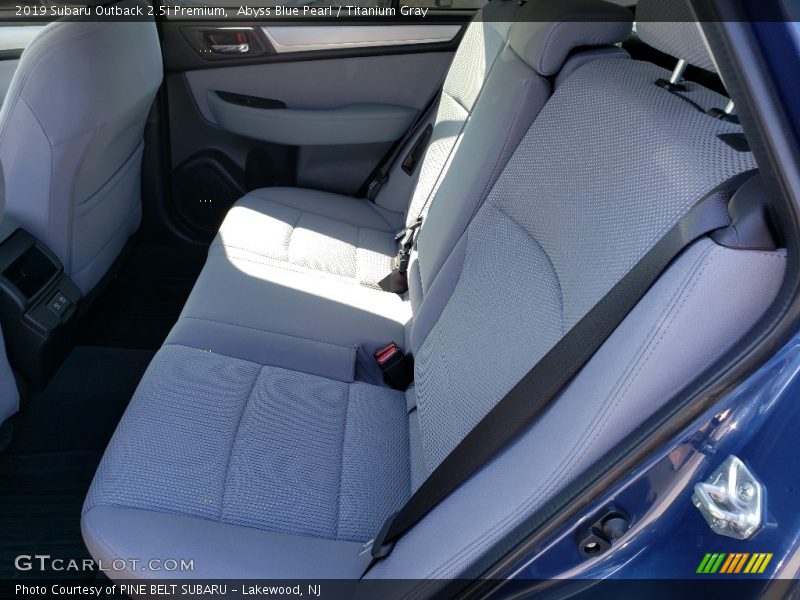Abyss Blue Pearl / Titanium Gray 2019 Subaru Outback 2.5i Premium