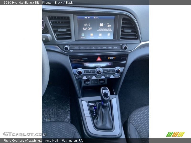 Phantom Black / Black 2020 Hyundai Elantra SEL