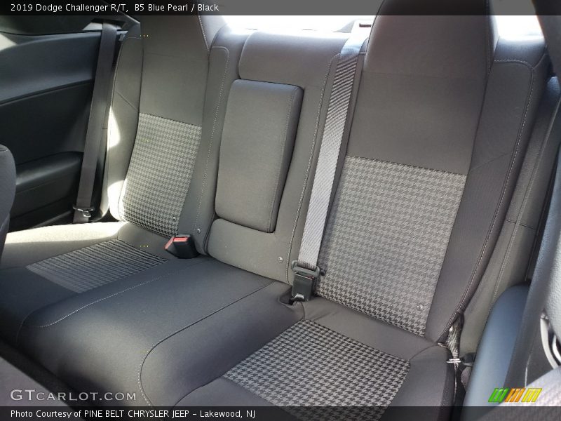 B5 Blue Pearl / Black 2019 Dodge Challenger R/T