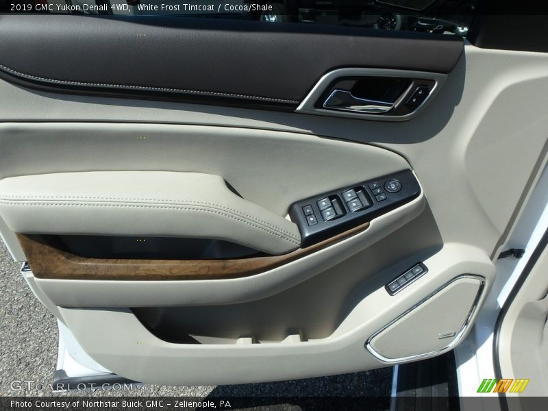 White Frost Tintcoat / Cocoa/Shale 2019 GMC Yukon Denali 4WD