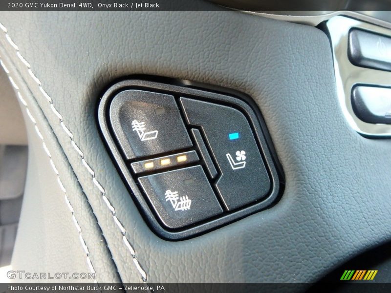 2020 Yukon Denali 4WD Steering Wheel