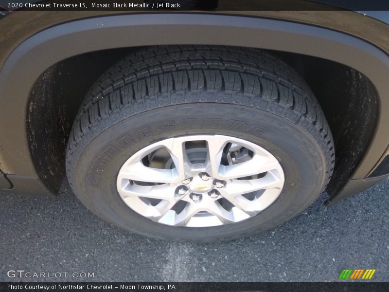 Mosaic Black Metallic / Jet Black 2020 Chevrolet Traverse LS