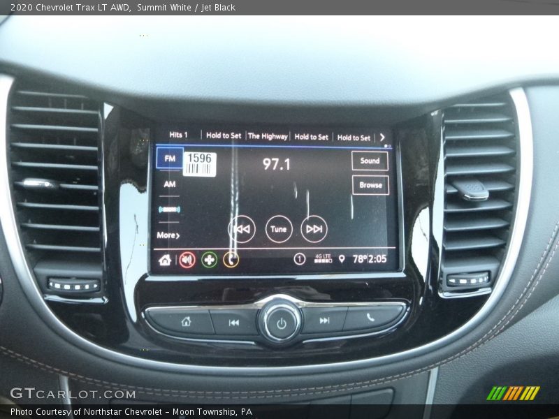 Summit White / Jet Black 2020 Chevrolet Trax LT AWD