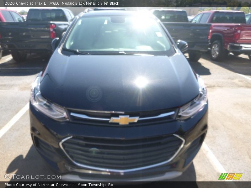 Mosaic Black Metallic / Jet Black 2020 Chevrolet Trax LT AWD