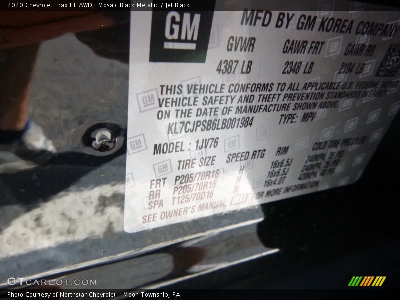 Mosaic Black Metallic / Jet Black 2020 Chevrolet Trax LT AWD