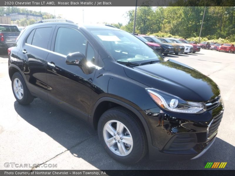 Mosaic Black Metallic / Jet Black 2020 Chevrolet Trax LT AWD