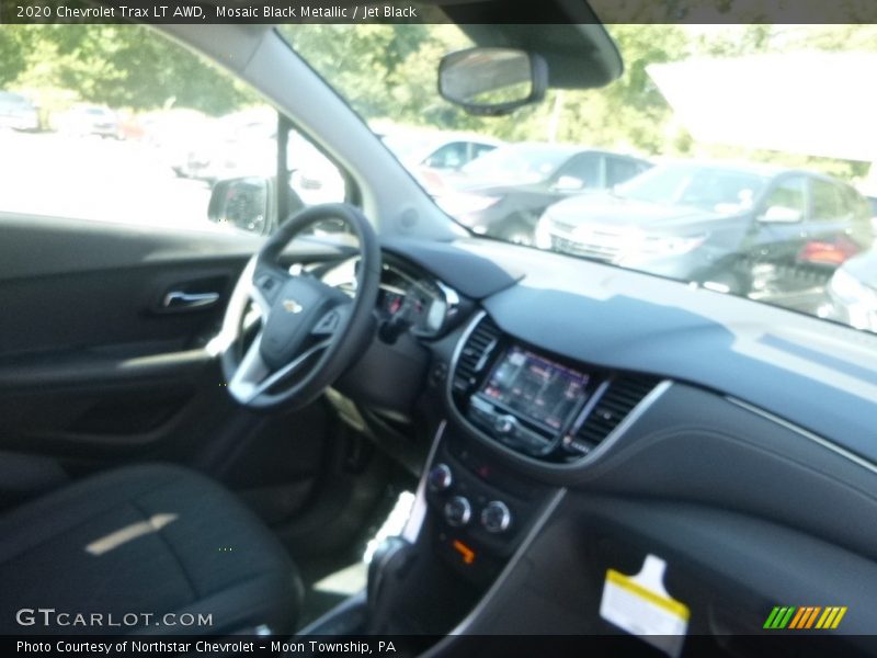 Mosaic Black Metallic / Jet Black 2020 Chevrolet Trax LT AWD