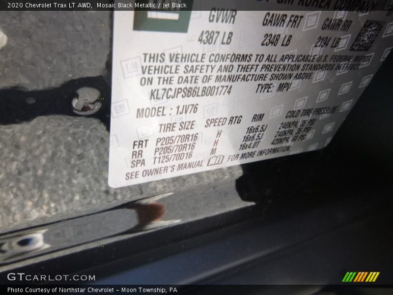Mosaic Black Metallic / Jet Black 2020 Chevrolet Trax LT AWD
