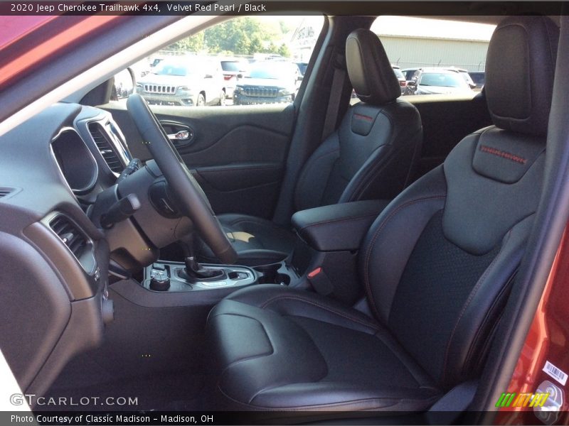 Velvet Red Pearl / Black 2020 Jeep Cherokee Trailhawk 4x4