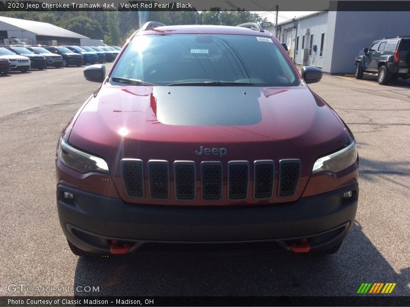 Velvet Red Pearl / Black 2020 Jeep Cherokee Trailhawk 4x4