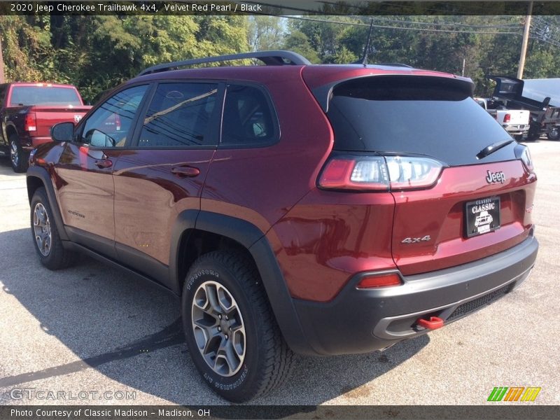 Velvet Red Pearl / Black 2020 Jeep Cherokee Trailhawk 4x4