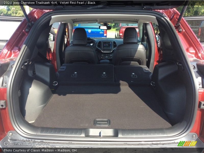 Velvet Red Pearl / Black 2020 Jeep Cherokee Trailhawk 4x4
