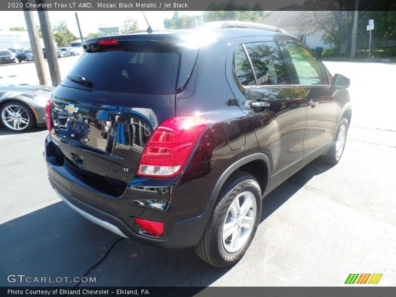 Mosaic Black Metallic / Jet Black 2020 Chevrolet Trax LT AWD