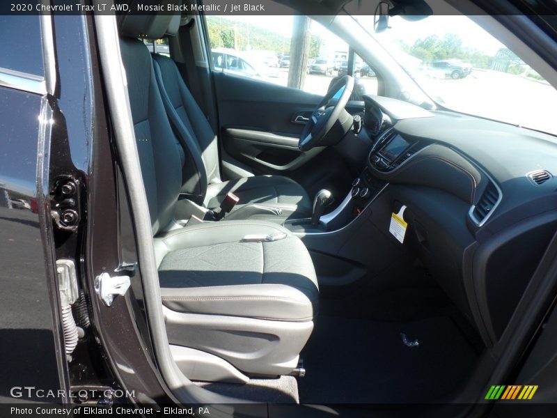Mosaic Black Metallic / Jet Black 2020 Chevrolet Trax LT AWD