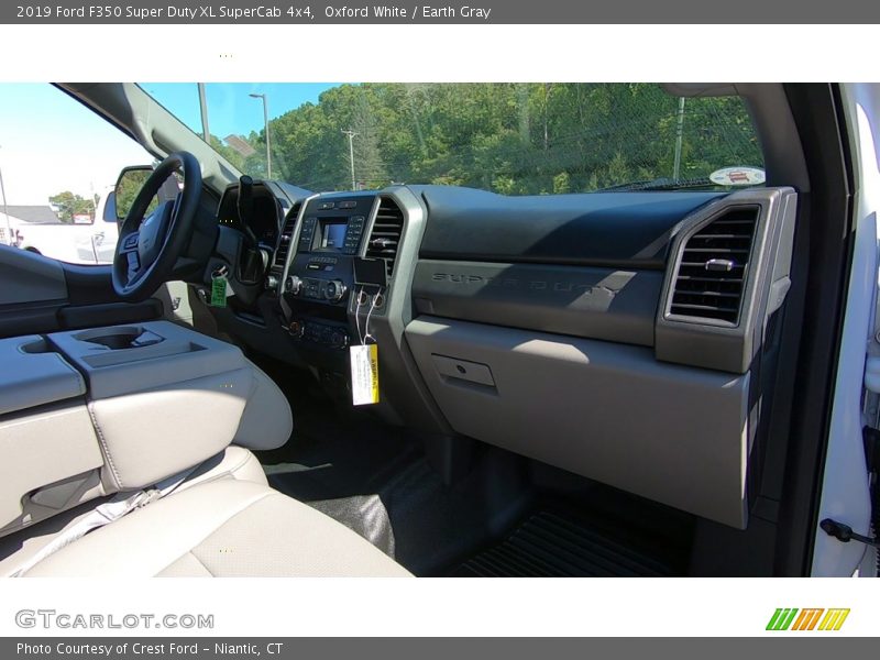 Oxford White / Earth Gray 2019 Ford F350 Super Duty XL SuperCab 4x4