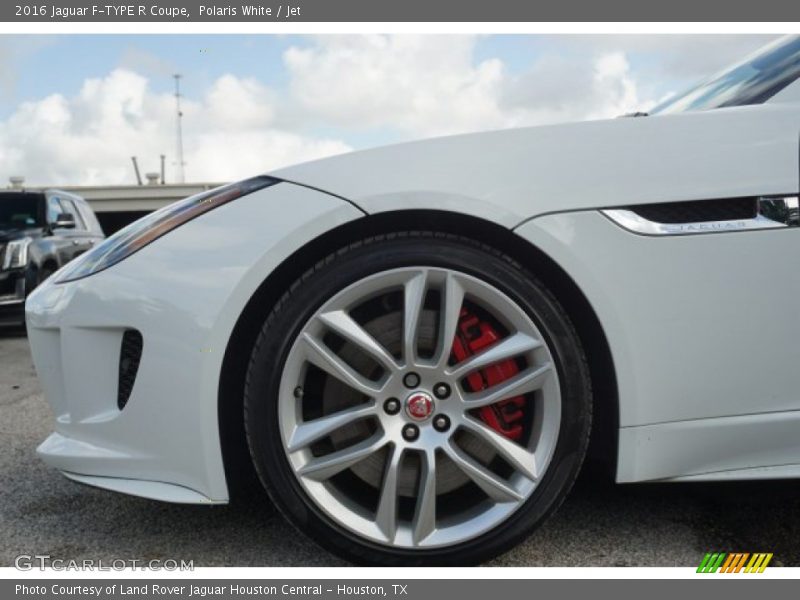 Polaris White / Jet 2016 Jaguar F-TYPE R Coupe