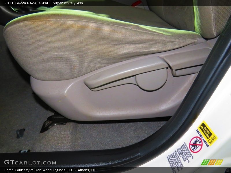 Super White / Ash 2011 Toyota RAV4 I4 4WD