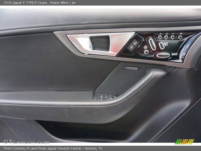 Polaris White / Jet 2016 Jaguar F-TYPE R Coupe