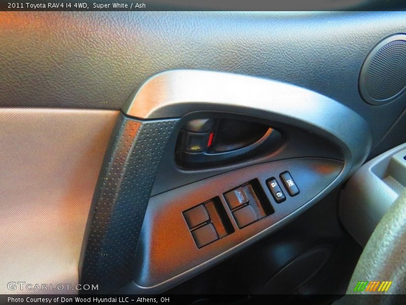 Super White / Ash 2011 Toyota RAV4 I4 4WD