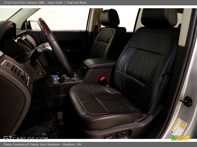 Ingot Silver / Charcoal Black 2019 Ford Flex Limited AWD