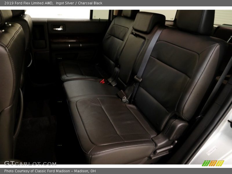 Ingot Silver / Charcoal Black 2019 Ford Flex Limited AWD