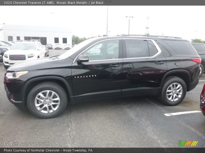 Mosaic Black Metallic / Jet Black 2020 Chevrolet Traverse LT AWD