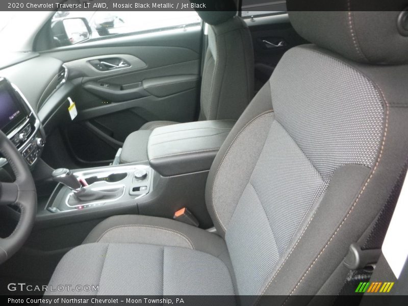 Mosaic Black Metallic / Jet Black 2020 Chevrolet Traverse LT AWD