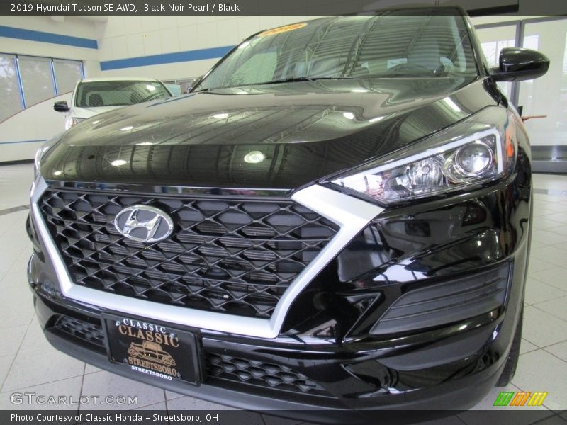 Black Noir Pearl / Black 2019 Hyundai Tucson SE AWD
