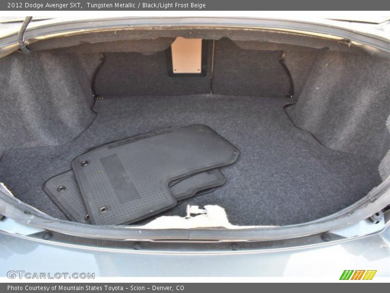 Tungsten Metallic / Black/Light Frost Beige 2012 Dodge Avenger SXT