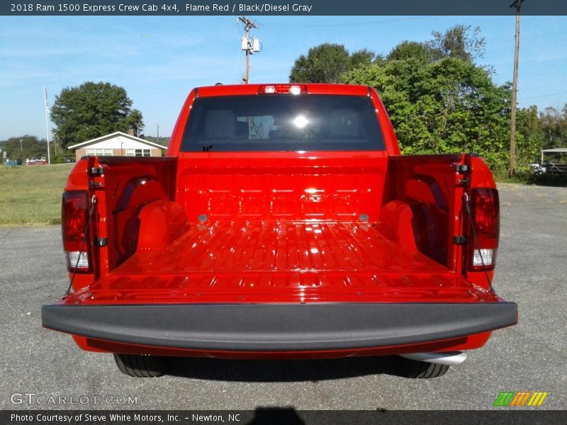 Flame Red / Black/Diesel Gray 2018 Ram 1500 Express Crew Cab 4x4