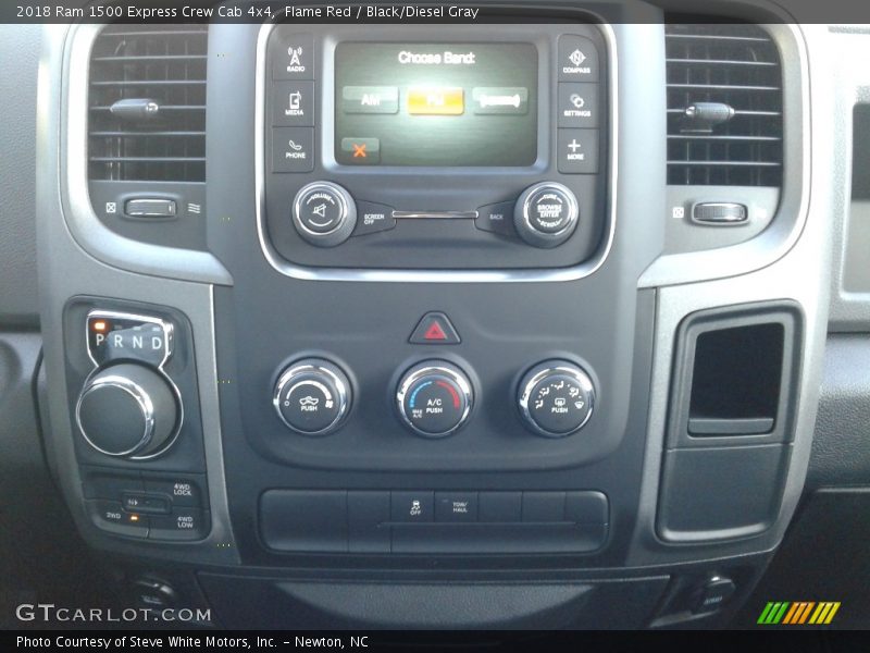 Flame Red / Black/Diesel Gray 2018 Ram 1500 Express Crew Cab 4x4