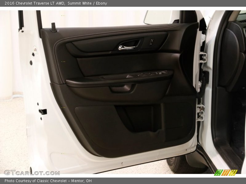 Summit White / Ebony 2016 Chevrolet Traverse LT AWD