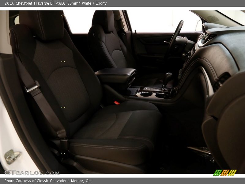 Summit White / Ebony 2016 Chevrolet Traverse LT AWD