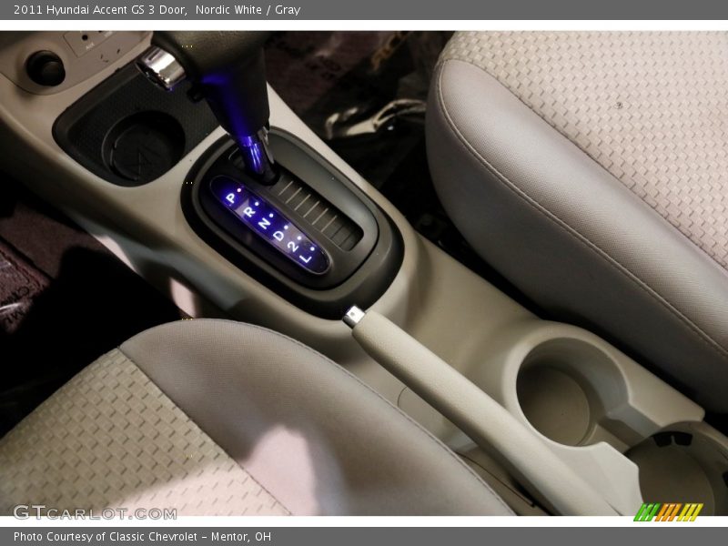 Nordic White / Gray 2011 Hyundai Accent GS 3 Door