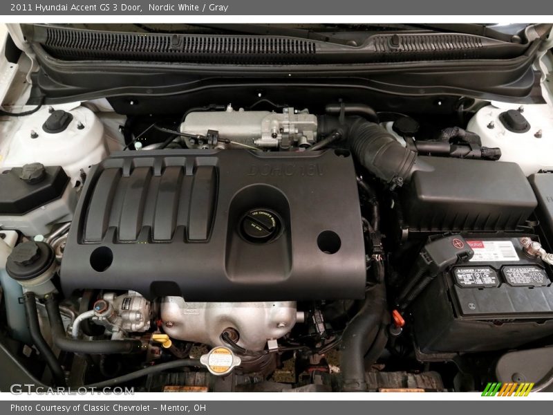 Nordic White / Gray 2011 Hyundai Accent GS 3 Door