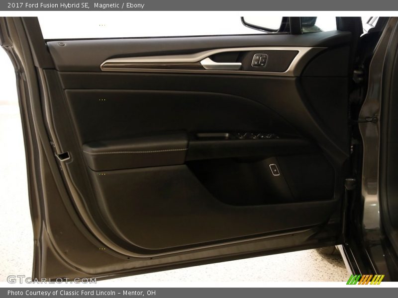 Magnetic / Ebony 2017 Ford Fusion Hybrid SE