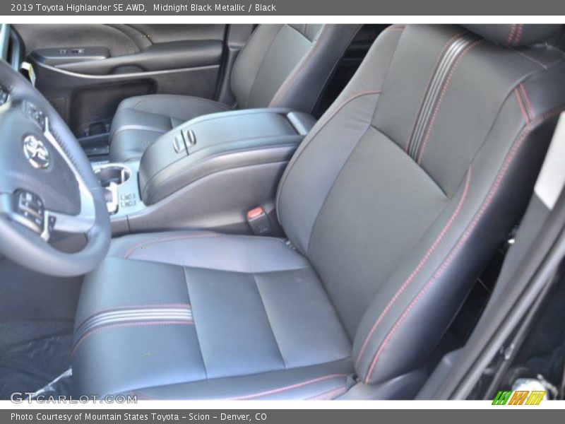 Midnight Black Metallic / Black 2019 Toyota Highlander SE AWD