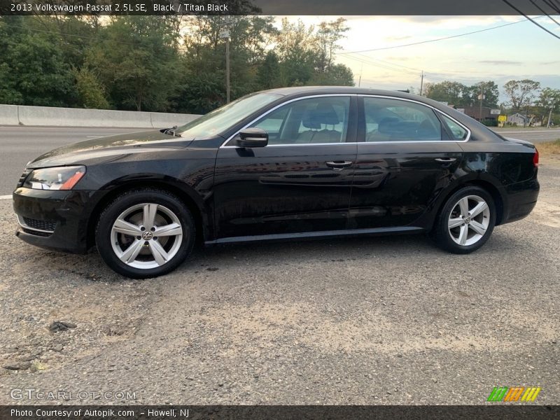 Black / Titan Black 2013 Volkswagen Passat 2.5L SE