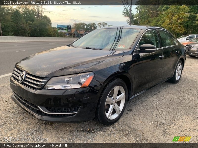 Black / Titan Black 2013 Volkswagen Passat 2.5L SE