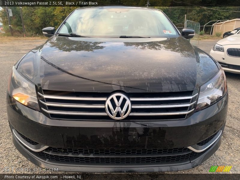 Black / Titan Black 2013 Volkswagen Passat 2.5L SE