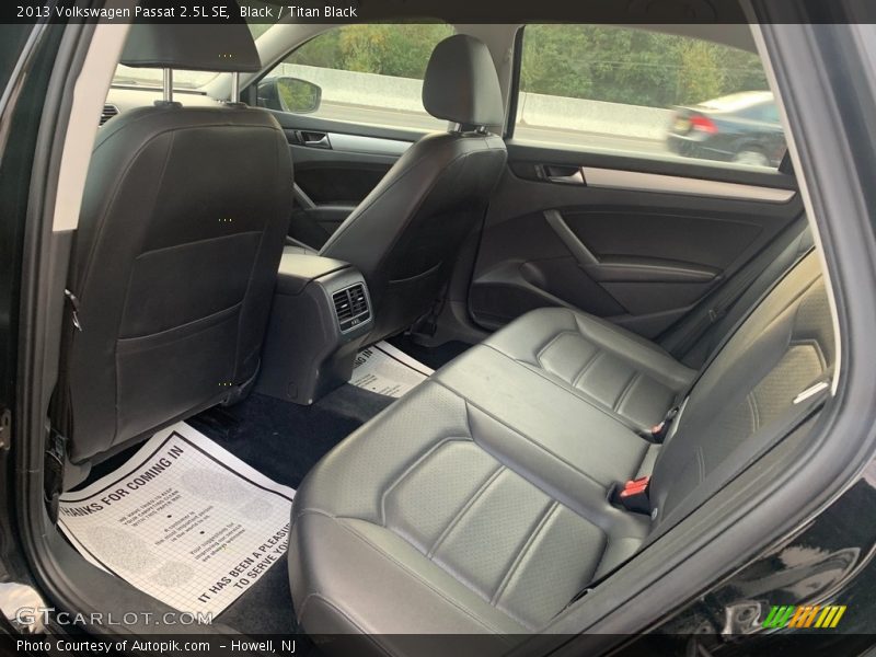 Black / Titan Black 2013 Volkswagen Passat 2.5L SE