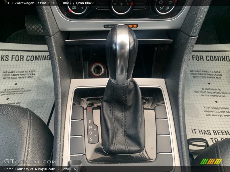 Black / Titan Black 2013 Volkswagen Passat 2.5L SE