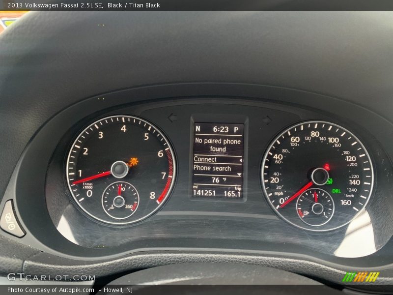 Black / Titan Black 2013 Volkswagen Passat 2.5L SE